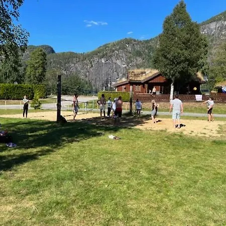 Reiarsfossen & Motel Bygland