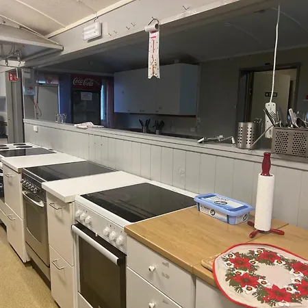 Reiarsfossen & Motel