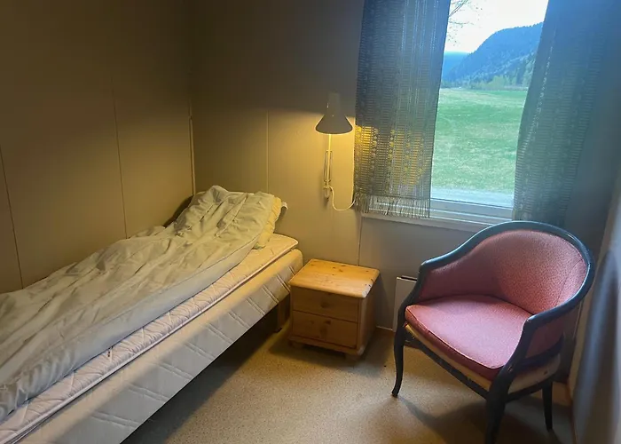 Reiarsfossen & * Bygland