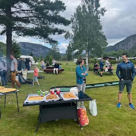 Reiarsfossen & *